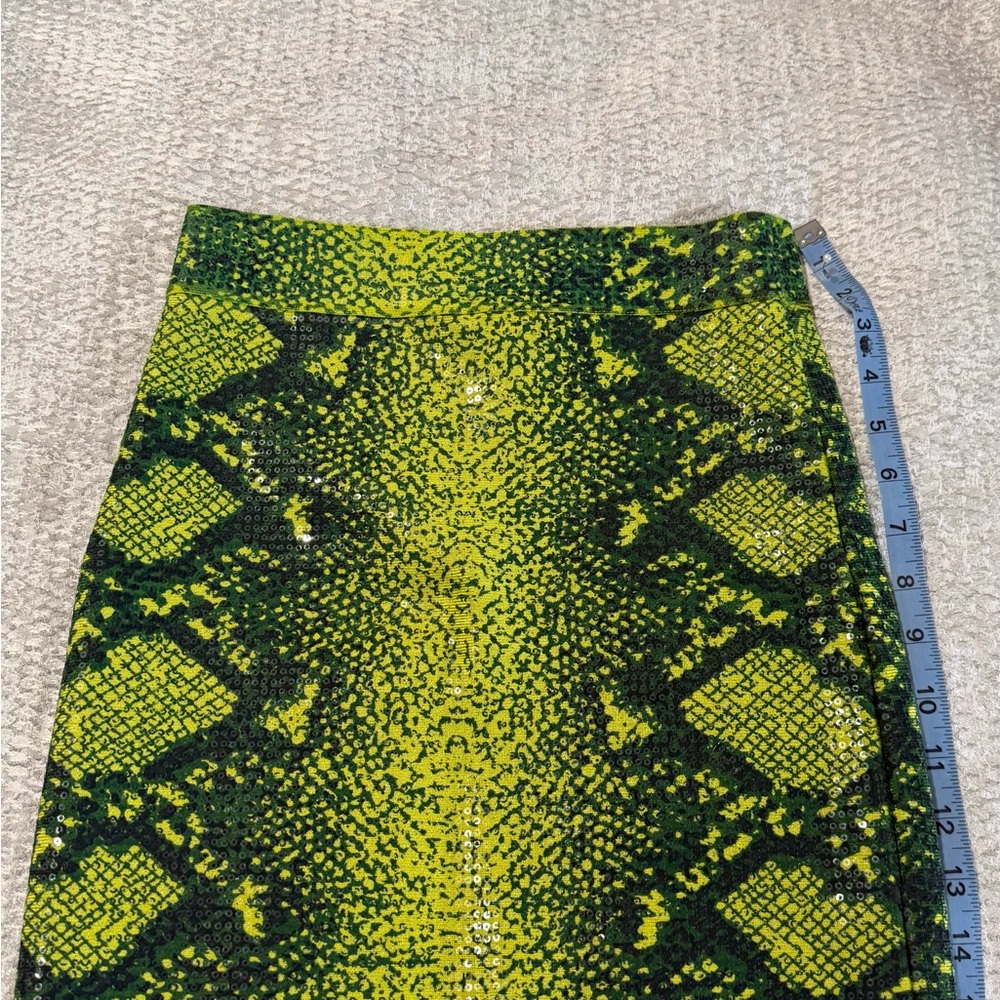 BCBGMaxAzria Neon Yellow Green Snake-Print Pencil Skirt